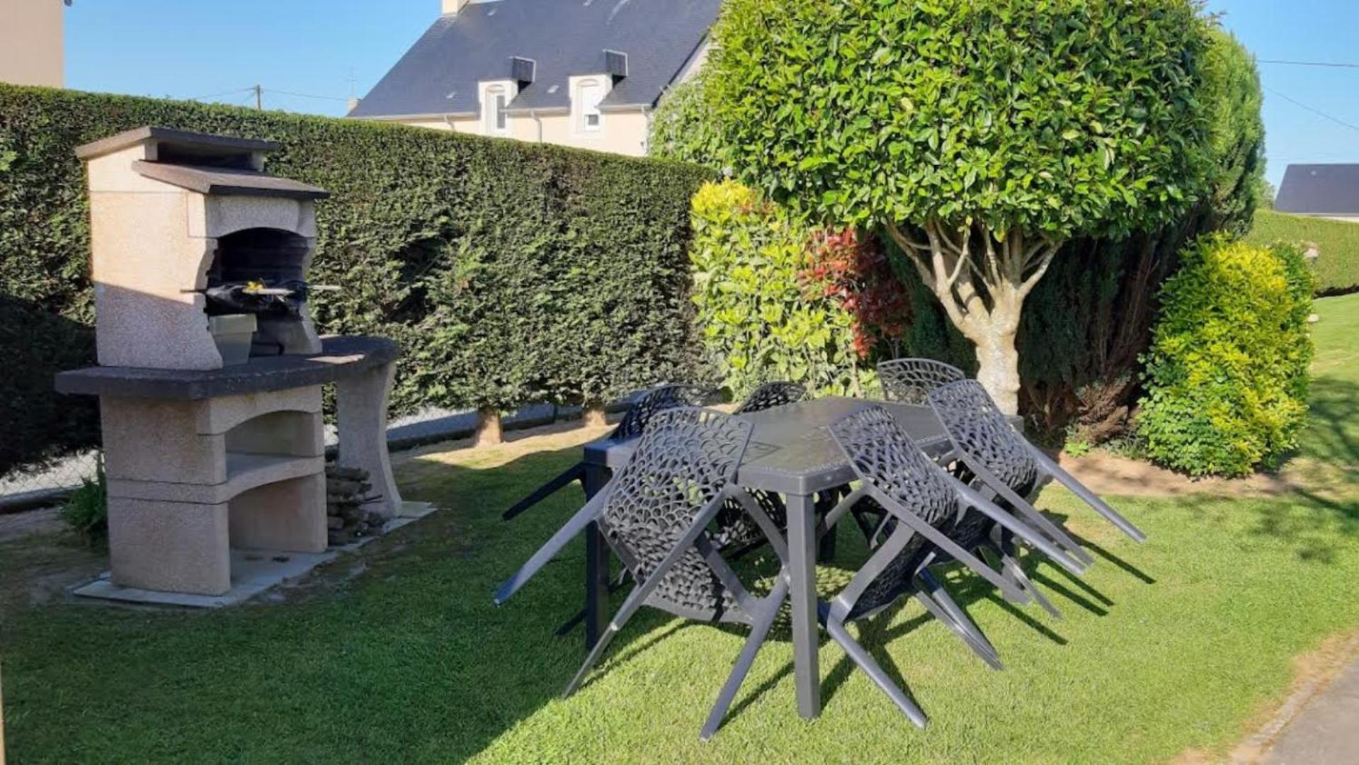 Gite "Au P'Tit Tourois" De Plain-Pied Tout Confort Avec Veranda Proche D'Omaha Beach Et De Bayeux Accueillant Les Animaux Eksteriør bilde